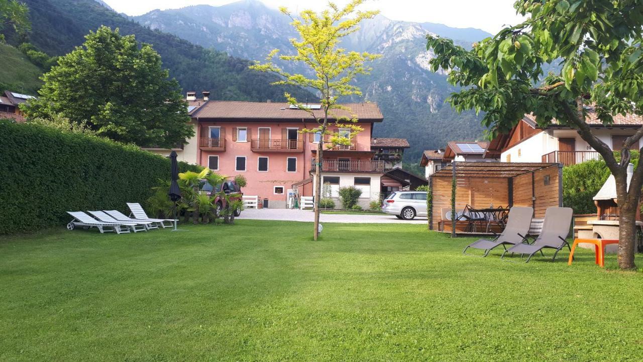 Ledro Lake Suites Меццолаго Экстерьер фото